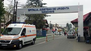Materiale sanitare la preț de lux. Cât a ajuns să plătească un spital din România pentru o mască de unică folosință, în sistemul de achiziții