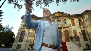 Cum arată interiorul palatului lui Gigi Becali? A costat 7 milioane de euro, în urmă cu 10 ani
