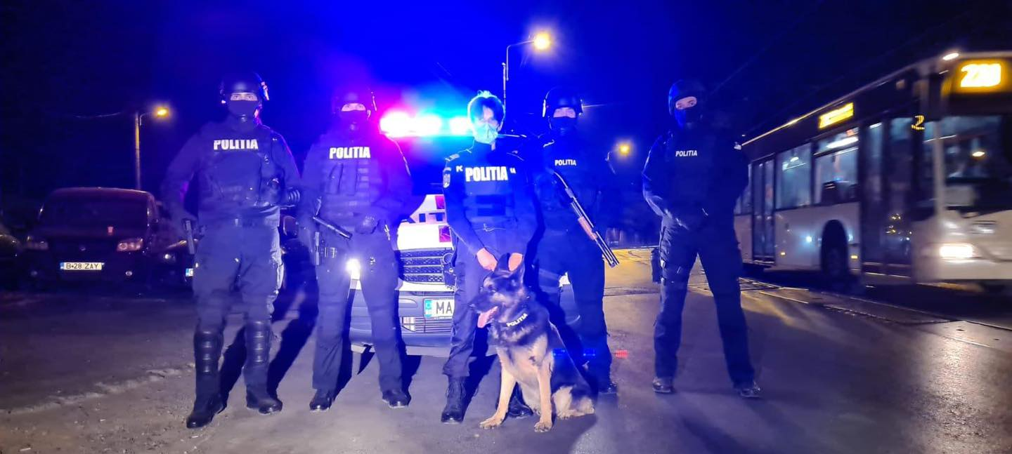 Polițiștii au efectuat mai multe percheziții în Capitală și Călărași