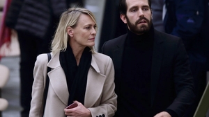 Robin Wright și directorul executiv al Saint Laurent, Clement Giraudet, au divorțat! Cei doi nu vor împărți bunurile fiecăruia