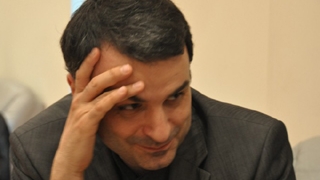 Lucian Mindruta cauta lider de sindicat! Vrea sa nationalizeze Facebook-ul!