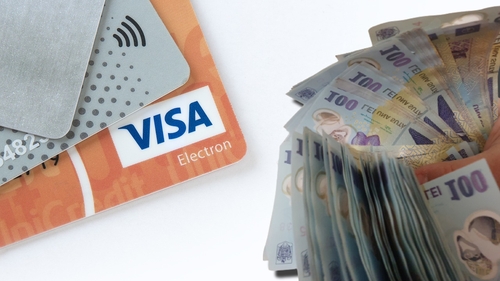 Situația ireală trăită de un tânăr care a vrut să își ia un credit de nevoi personale. Motivul pentru care a fost refuzat, deși are un salariu de 9.000 de lei