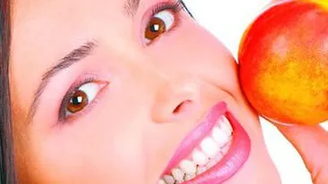 Mancati piersici ca sa suportati mai usor canicula