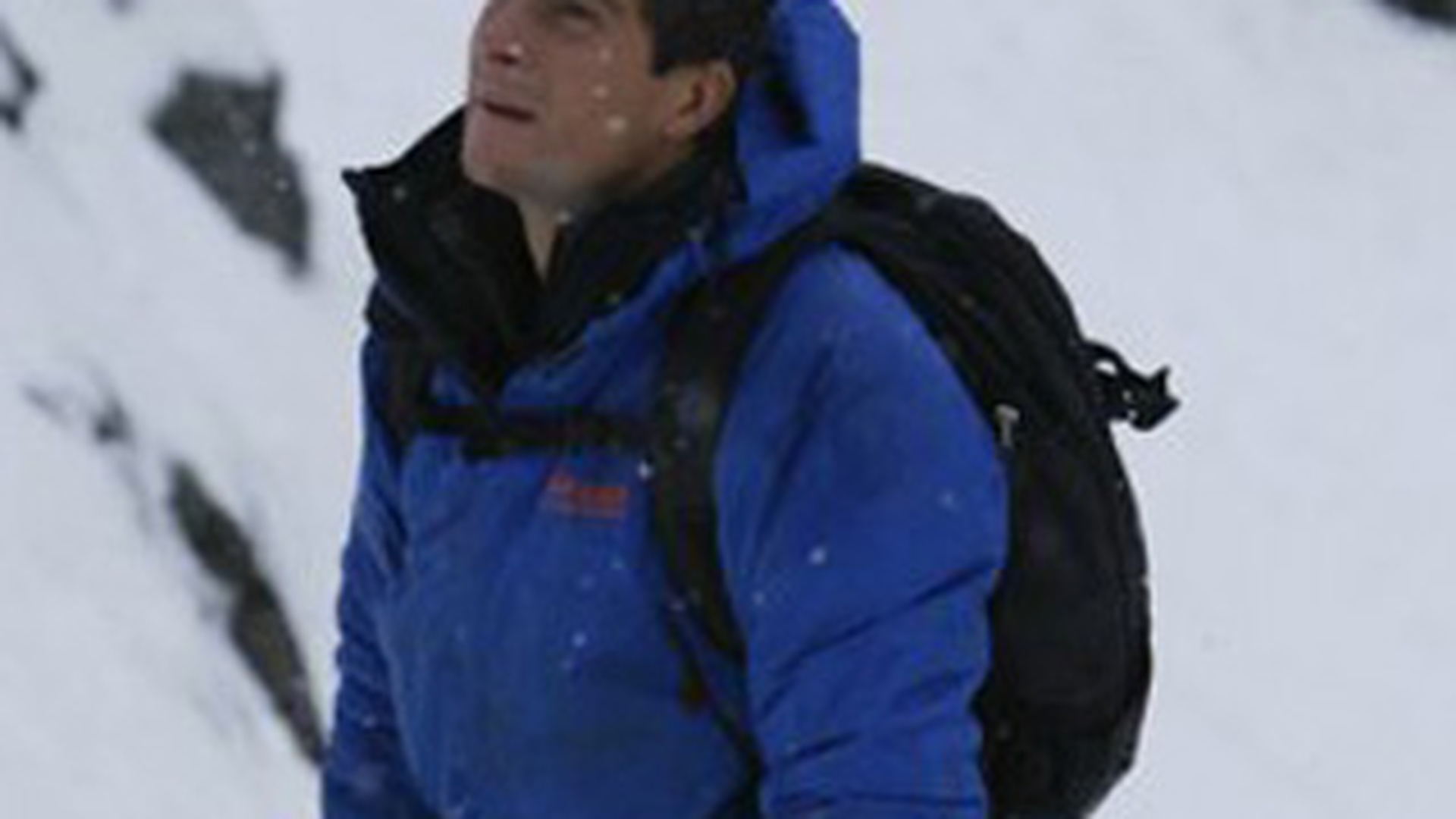 VIDEO Emisiunea lui Bear Grylls, un fiasco total! Vezi regiile ieftine pe care le facea si tu credeai ca sunt pe bune - Uite cateva exemple dezamagitoare