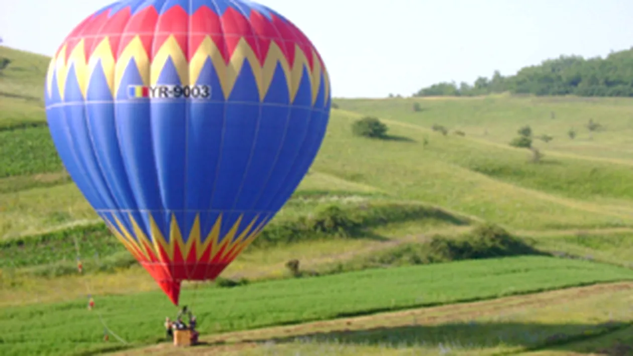 Un balon aterizeaza de urgenta pe calea ferata in Franta, blocand circulatia TGV