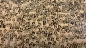 Iluzie optică pentru genii | Găsește ursul panda în maximum 15 secunde