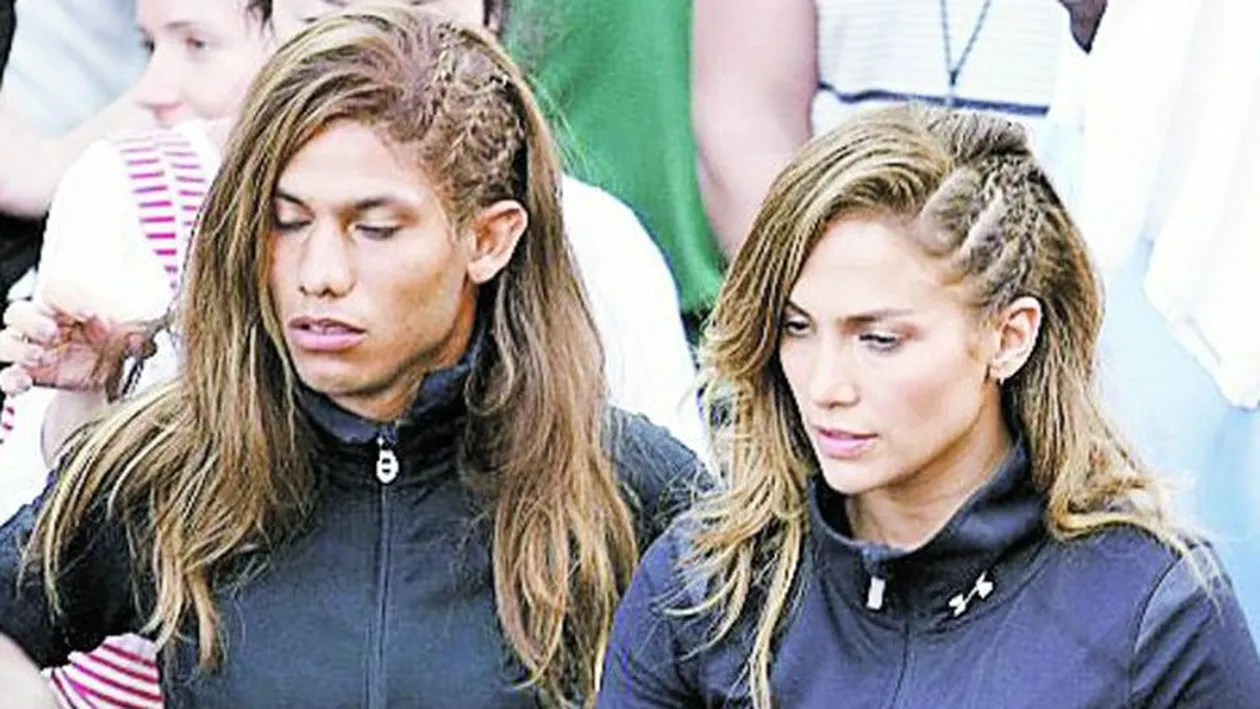 S-a clonat Jennifer Lopez? Are dublura un barbat