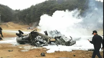 Pilotul elicopterului prabusit la Sibiu A MURIT astazi! Avea 46 de ani, era casatorit si avea 2 copii!