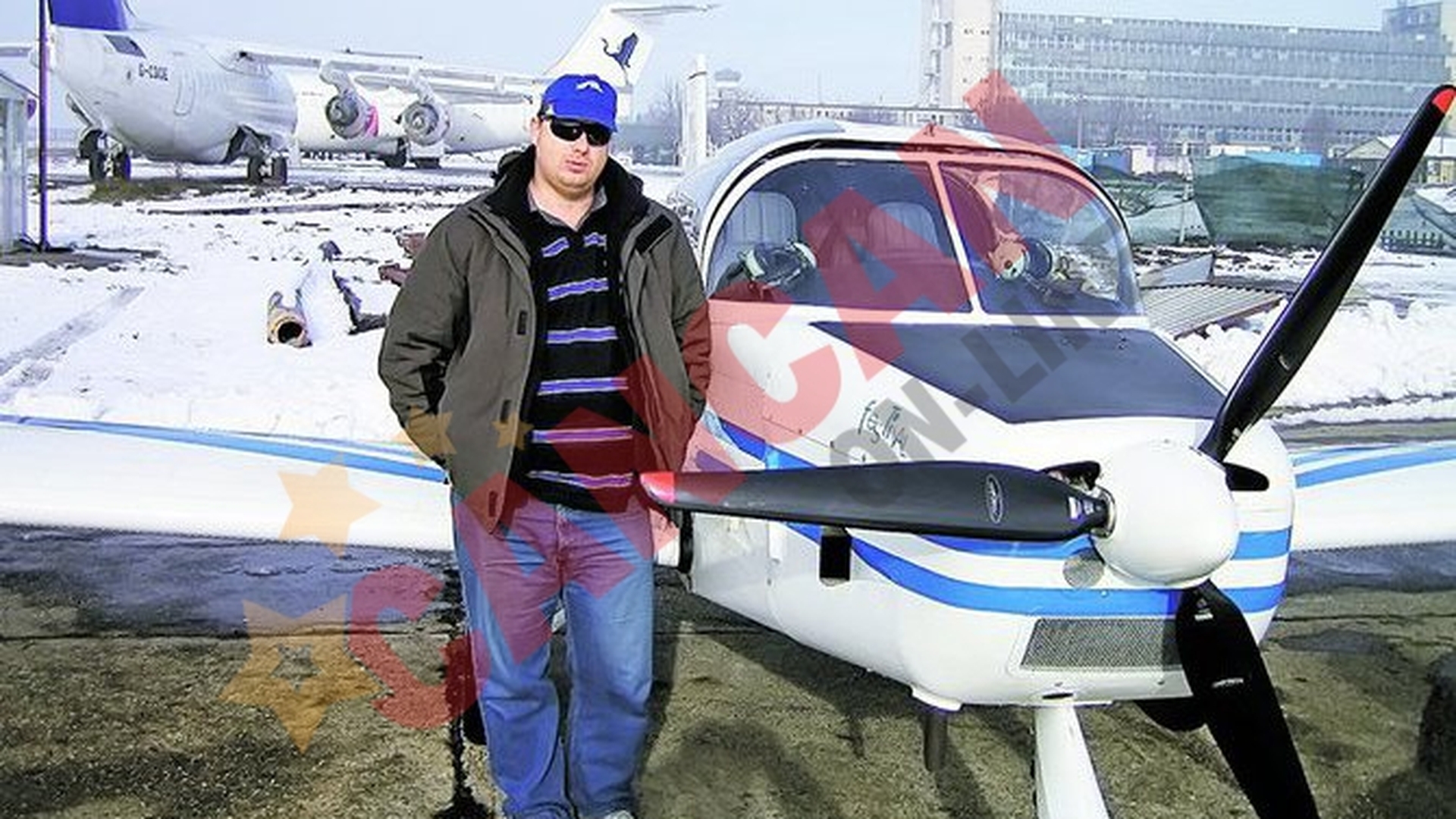 Romani cu avionul "la scara"