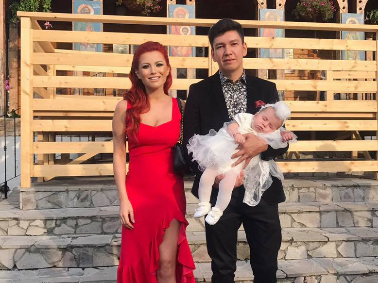 Elena Gheorghe a povestit ce face Nicholas pentru surioara lui, în fiecare seară. “Îi spune o poveste şi îi dă…”
