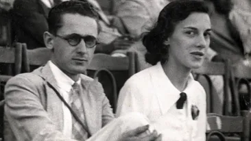 A gasit o poza veche in sertar. Cand a aflat CINE este femeia din poza a pornit imediat s-o caute! Ce i-a spus, dupa 45 de ani