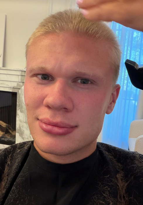 Erling Haaland, schimbare radicală de look! Cum arată acum celebrul fotbalist, după ce a renunțat la părul lung