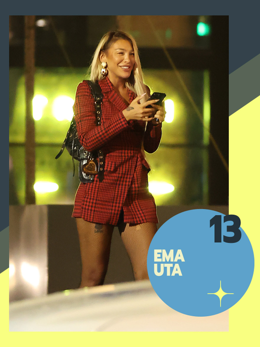 TOP 40 vedete în ipostaze rare! Mai provocator de atât nu se poate. Delia, Anna Lesko şi Ramona Olaru au pus pe jar imaginaţia bărbaţilor în rochiţe mini, mulate, chiar şi nemachiate 