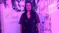 OANA ROMAN a mărturisit câte kilograme are, după ce toată lumea s-a mirat când şi-a făcut apariţia la botezul fetiţei ELENEI GHEORGHE