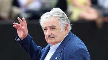 Cel mai sarac presedinte din lume, nominalizat la premiul Nobel pentru pace! Jose Mujica isi doneaza salariul si creste maidanezi