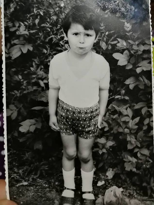 Cum arăta Mihai Bobonete când era doar un copil. Super fotografie postată de actor
