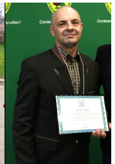 Romsilva l-a premiat pe pădurarul Aurel Frandeș, care a salvat două fetițe dispărute. Sursa foto: Romsilva/Facebook