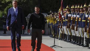 Vizită istorică la București. Volodimir Zelenski, primit de Klaus Iohannis la Palatul Cotroceni. Președinții Ucrainei și României au semnat un Parteneriat Strategic