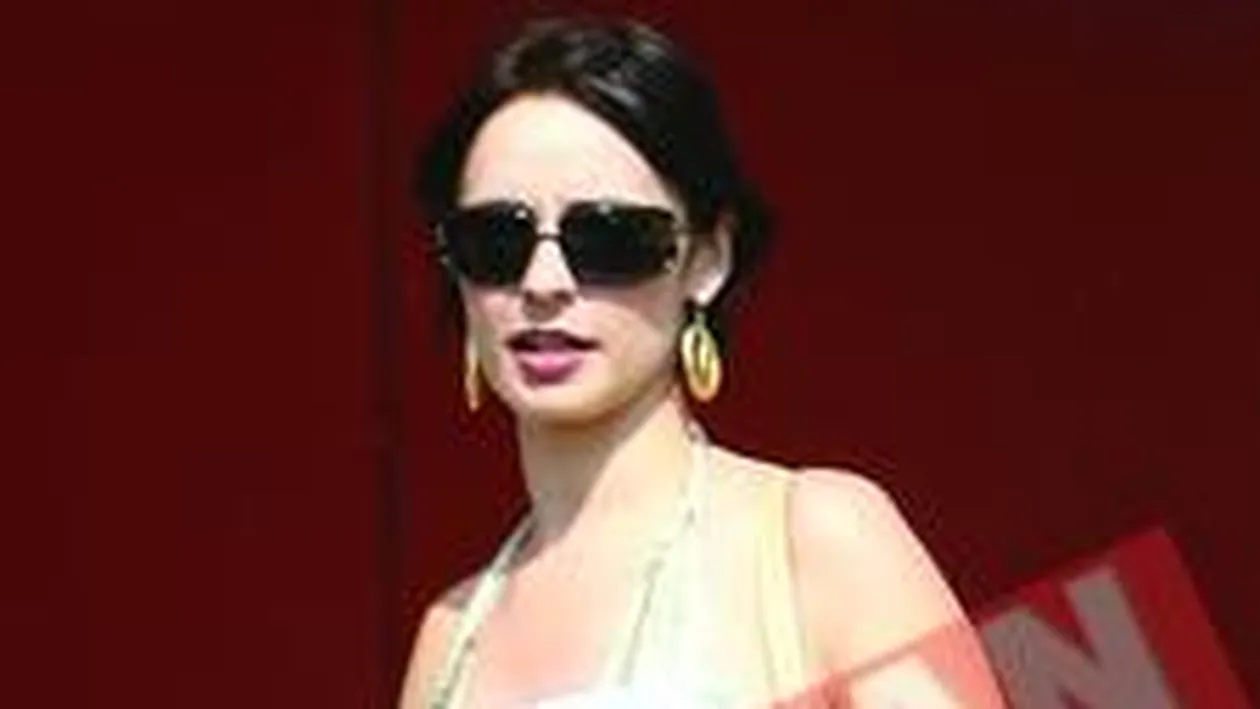 Andreea Marin Banica promoveaza leacurile babesti