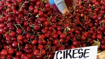 Cât costă un kilogram de cireșe în piețele din România. Sunt importate din Argentina