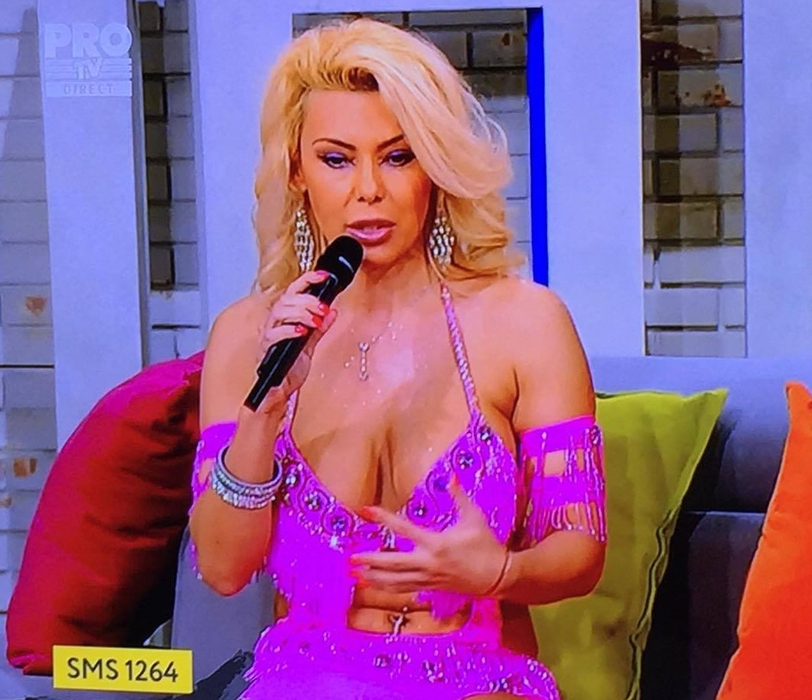 Primele imagini cu dansatoarea Jasmine după ce a făcut avort! S-a apucat de dat lecţii de dans copiilor