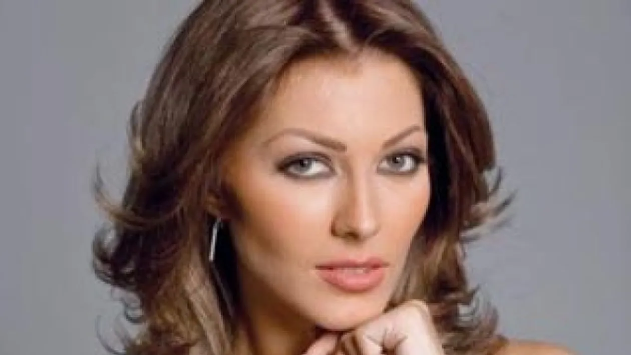 Ilinca Vandici, surpinsă cu un cadou inedit, in direct! Uite ce i-a dăruit Doiniţa Oancea prezentatoarei Cancan TV