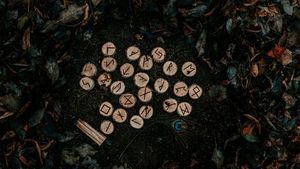 Horoscop rune azi, 13 martie 2026. Runa zilei aduce vești bune pentru cei răbdători: roadele muncii pot apărea chiar astăzi