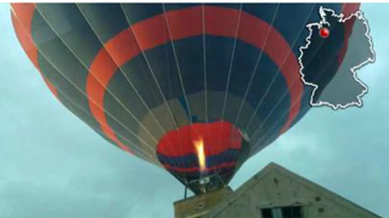 Un balon cu aer cald s-a prabusit peste o fabrica
