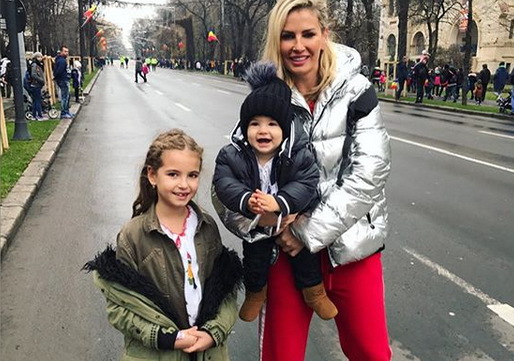 Probleme de sănătate pentru Andreea Bănică. “Am dat de belea… E groaznic!” Ce a pățit artista