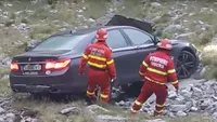 A coborât din BMW să facă poze şi... Ce i s-a întâmplat bărbatului care a uitat să tragă frâna de mână pe Transfăgărăşan