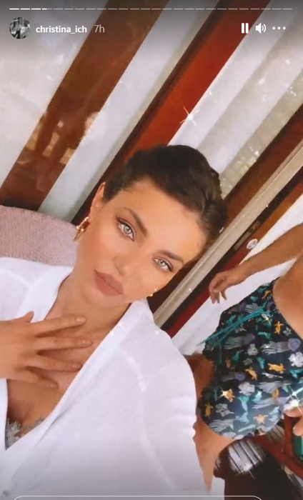 Christina Ich și Alex Pițurcă s-au filmat în momente de tandrețe în Seychelles. Gluma acidă făcută de moldoveancă la adresa logodnicului ei | FOTO