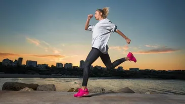 Alexandra Stan pleacă antrenată în Republica Dominicană. Cântăreața este pregătită să câștige Survivor România