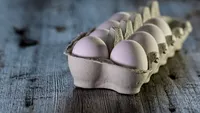 Ce înseamnă, de fapt, cifrele scrise pe ouă? De ce trebuie să fiţi atenţi la ele, când faceţi cumpărături