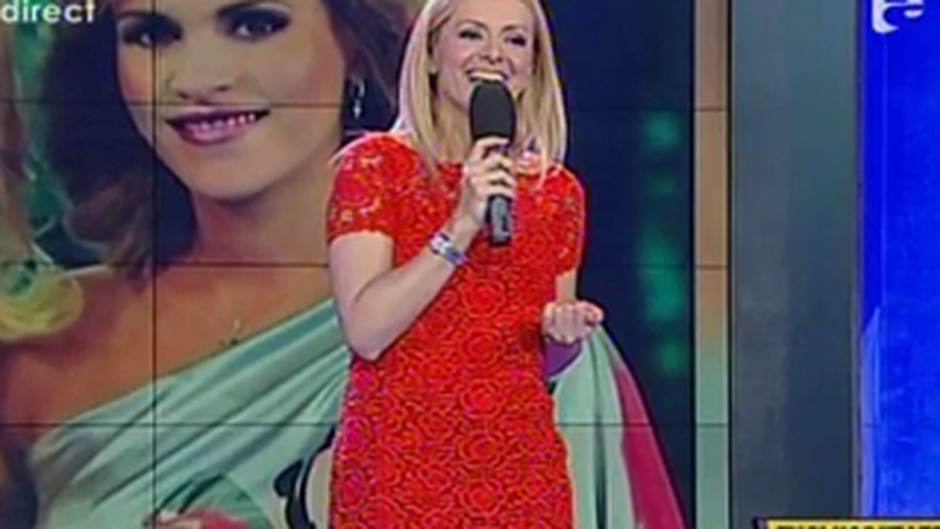 VIDEO Simona Gherghe a cantat o piesa de pe noul ei album de muzica de petrecere! Iti place vocea ei?