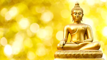 A cumpărat statuia din aur al lui Buddha. Acasă, a scăpat-o, s-a crăpat şi... surpriză. Era înăuntru de 1000 ani