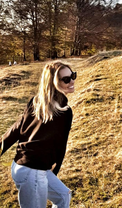 Gabriela Pavel este proprietara unei cafenele situată pe Bulevardul Decebal