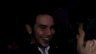 Nu numai strainii fac caterinca de noi, si noi ne batem joc de ei! 3 pitipoance din Timisoara ii pun pe 2 spanioli sa se injure in ultimul hal intre ei - ATENTIE LIMBAJ LICENTIOS, dar totusi amuzant !