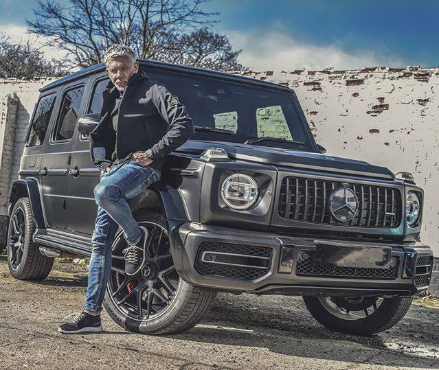 Fratele mai mic a lui Gary Lineker este renumit oentru stilul de viață extravagant © Facebook