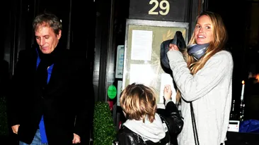 Elle MacPherson s-a combinat cu Michael Bolton! Vezi primele poze cu ce doi impreuna!