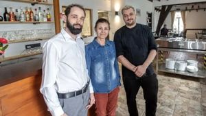Afacerea cu care Anisia Holbura a dat lovitura în Belgia! Turiștii stau zilnic la coadă să prindă o masă liberă