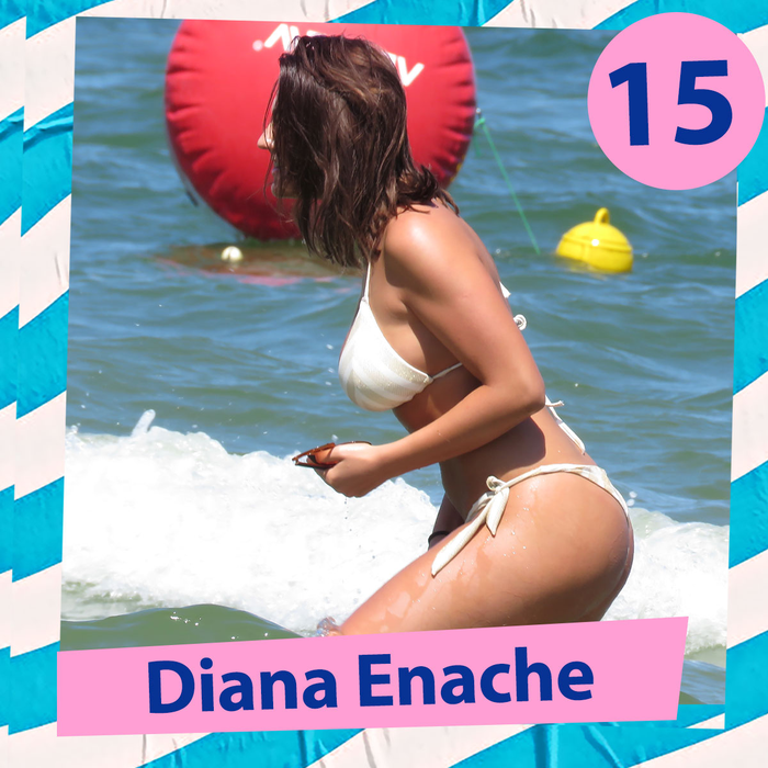 Top 30 vedete care se hârjonesc în apă în cele mai sexy poziții. Ce locuri ocupă Ramona Olaru, Antonia ori Gina Pistol între “Reginele Splash-urilor”
