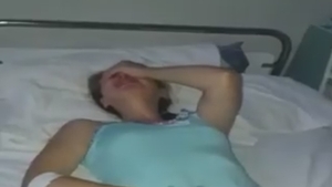 Scene șocante la un spital din Mehedinți. Pacienta plângea de durere, iar asistenta țipa la ea: "Vrei să te omor eu?"
