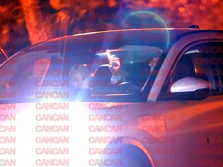 Dumitru Șoșoacă și blonda, împreună în Mustang