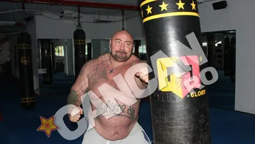 Si-a demolat adversarii! Luptatorul Sandu Lungu, record de fani pe internet