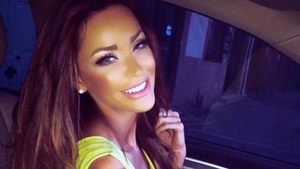 Bianca Dragusanu, complet nemachiata! Cum arata vedeta fara "tencuiala" pe fata"