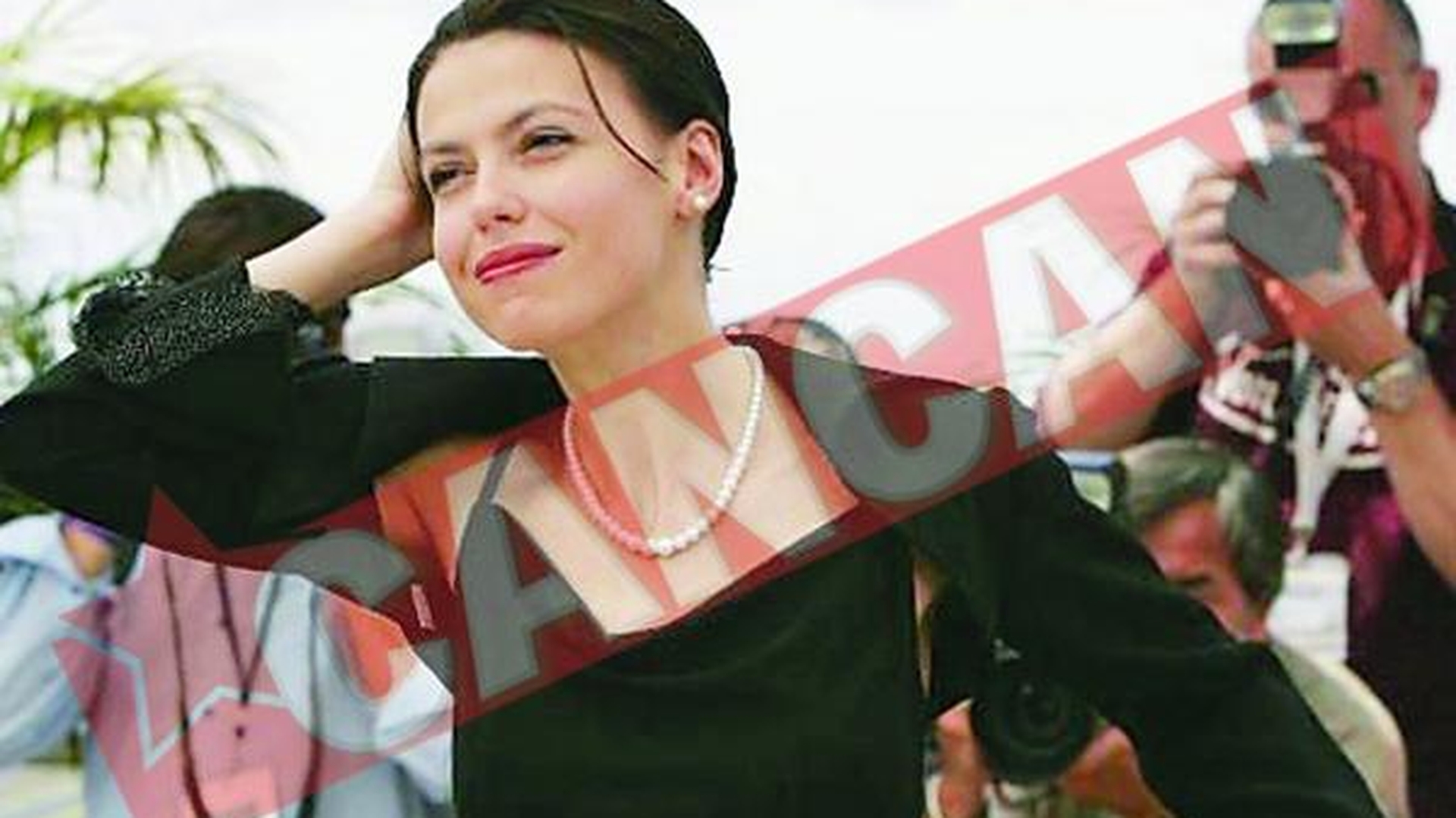 Actrita Laura Vasiliu, tratata ca o infractoare