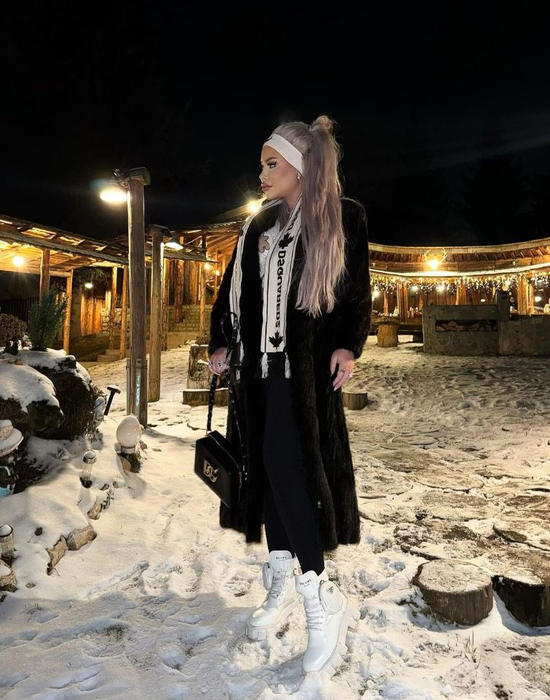 Loredana Chivu a început anul cu un weekend la Poiana Brașov (Foto: Instagram)