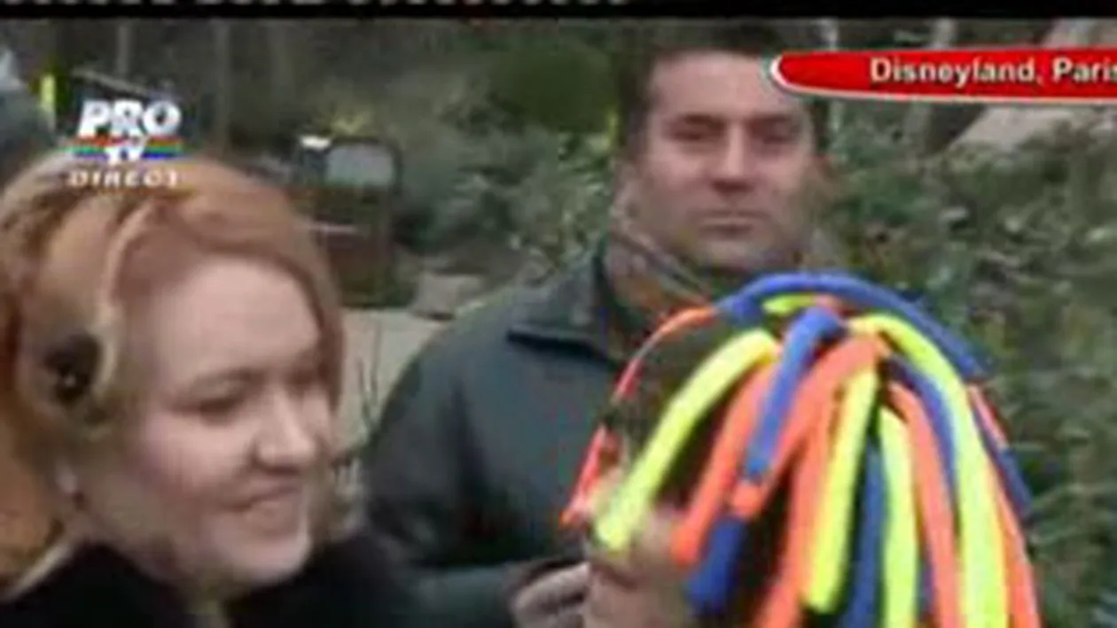 Viorica si Ionita din Clejani au dat in mintea copiilor! VEZI AICI cum s-au distrat la Disneyland!