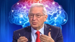 Cele 3 alimente care te fac mai deștept, potrivit faimosului neurochirurg Vlad Ciurea