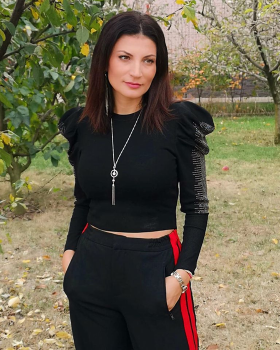 Ioana Ginghină a divorțat, acum se pregătește de… ”O să le apreciez mai mult pe fetele care dansează la bară!”
